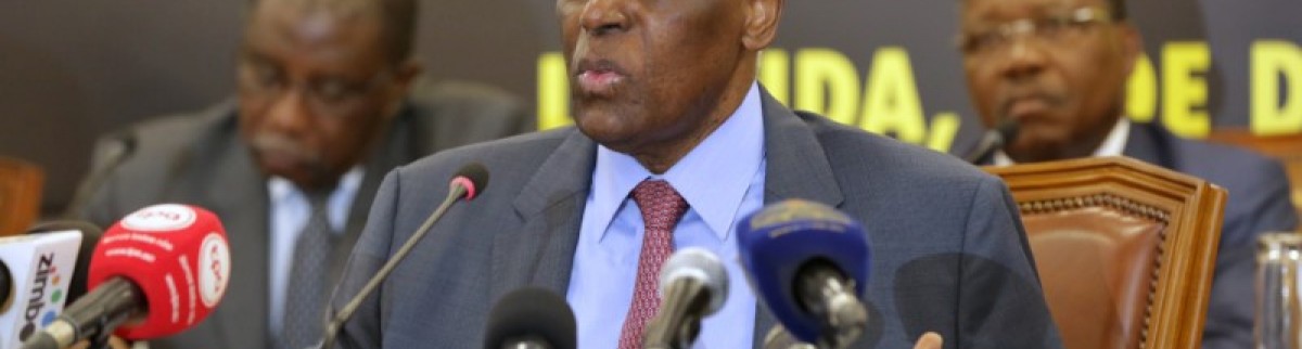 Les Angolais choisissent un successeur au président dos Santos
