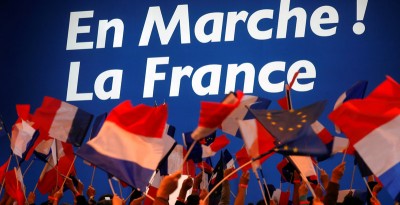 Berlin salue la première place de Macron, Gabriel sûr de sa victoire