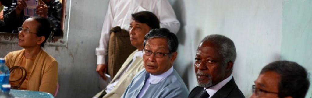 En Birmanie, Kofi Annan rend visite aux Rohingyas à Rakhine