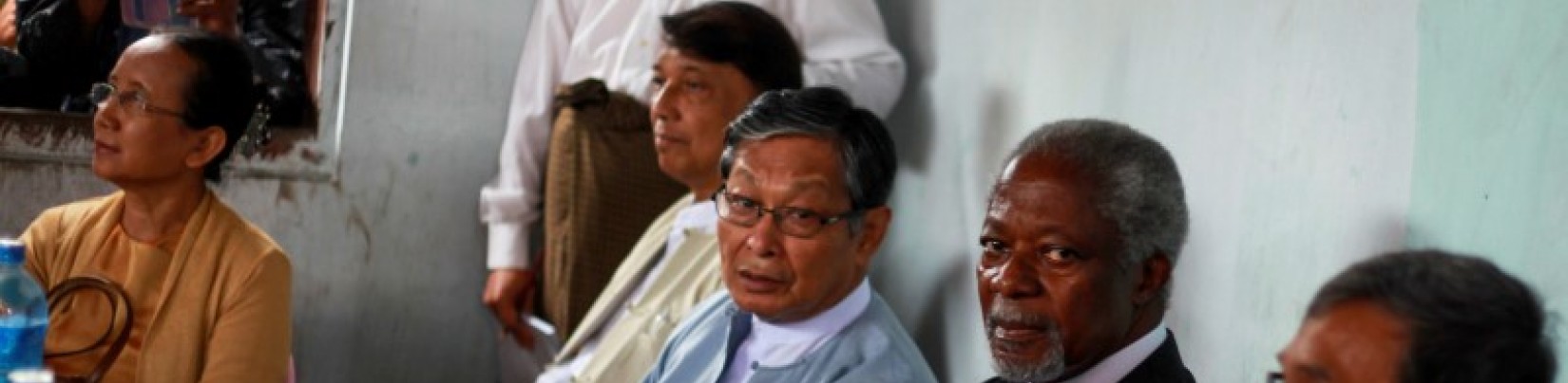 En Birmanie, Kofi Annan rend visite aux Rohingyas à Rakhine