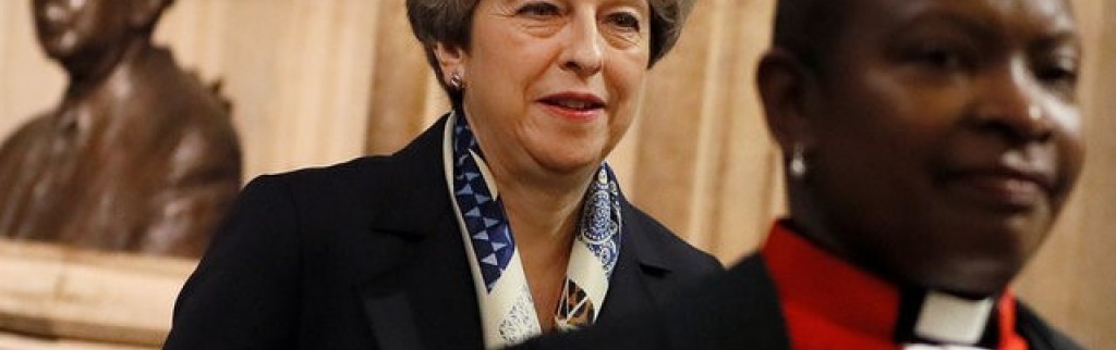 A Bruxelles, May va offrir des garanties pour les Européens outre-Manche