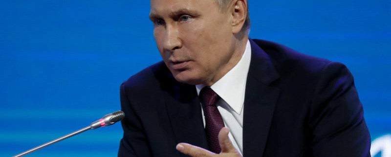 La crise nord-coréenne sera résolue pacifiquement, promet Poutine