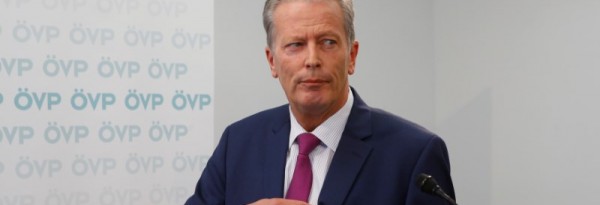 Démission du vice-chancelier autrichien Reinhold Mitterlehner