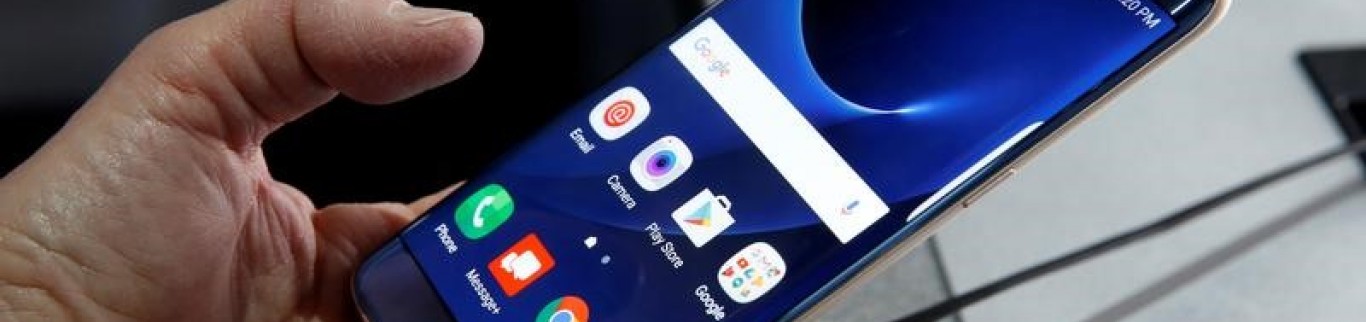 Des députés danois sans smartphone en Russie, sécurité oblige