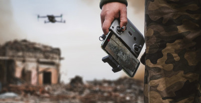Drones en masse et données de combat : l'Ukraine réinvente la guerre algorithmique