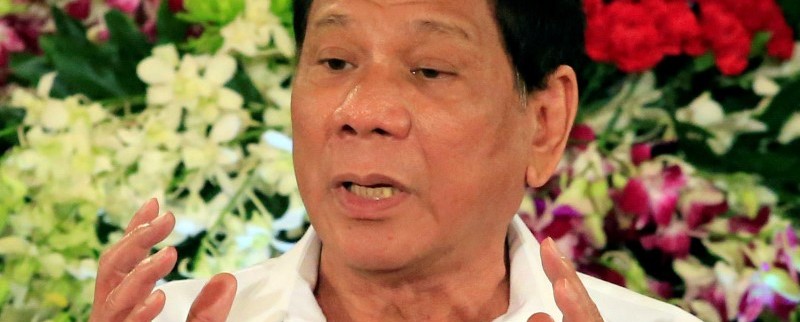 Duterte parlemente pour la fin du siège à Marawi puis se rétracte