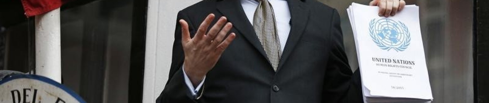 L'Equateur autorise la Suède à interroger Assange à Londres