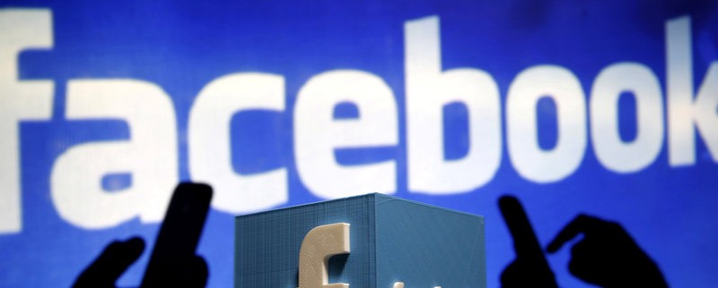 Etats-Unis: Facebook va remettre au Congrès des publicités politiques russes