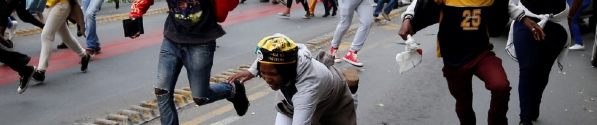 Incidents en marge d'une manifestation anti-Zuma à Johannesburg