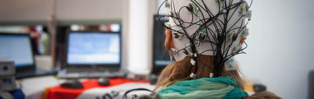 Interfaces Cerveau-Machine : entre avancées spectaculaires et défis éthiques