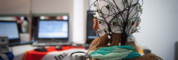 Interfaces Cerveau-Machine : entre avancées spectaculaires et défis éthiques