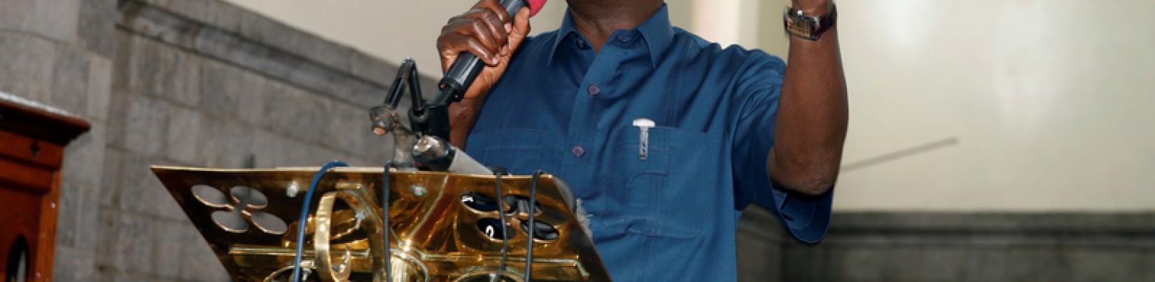 Kenya : Odinga exige des