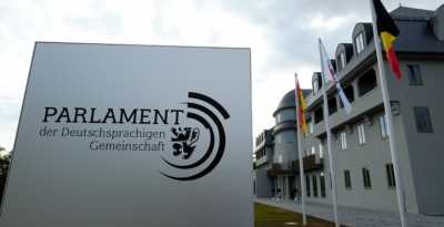 La Belgique germanophone veut réinventer la démocratie en tirant au sort
