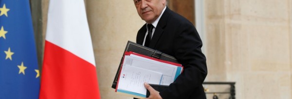 Le Drian souhaite relancer l'Europe de la Défense d'ici décembre