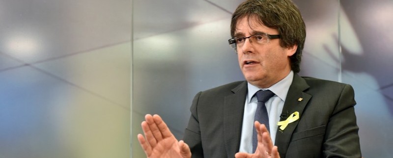 Les indépendantistes catalans veulent Puigdemont à la présidence