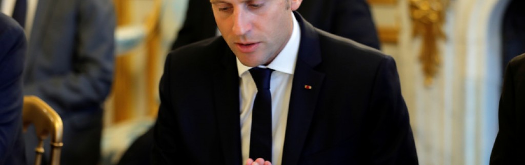 Macron à Athènes, un oeil vers Berlin pour la réforme de la zone euro