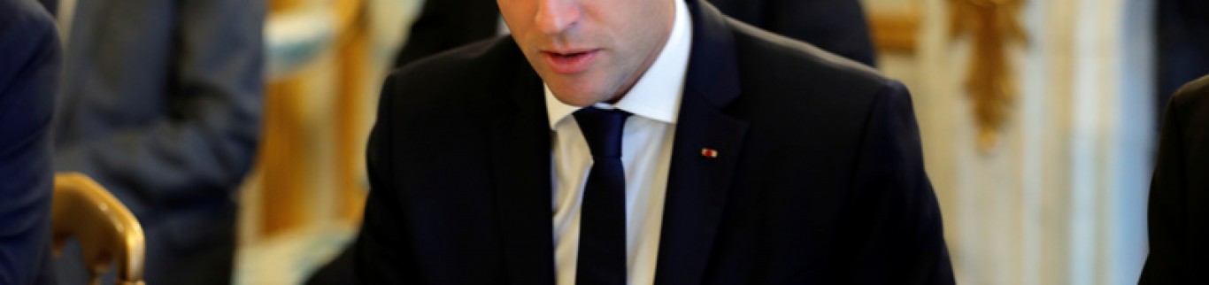 Macron à Athènes, un oeil vers Berlin pour la réforme de la zone euro