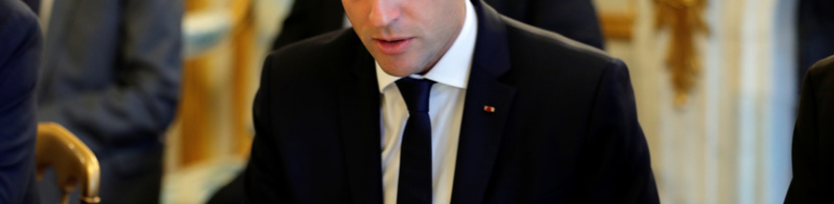 Macron à Athènes, un oeil vers Berlin pour la réforme de la zone euro