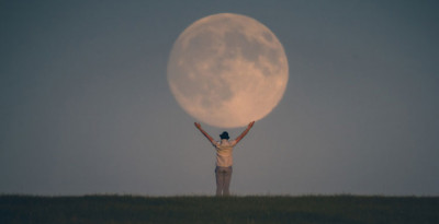 Mais à qui appartient la Lune ?