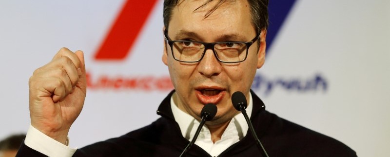 Manifestation pacifique à Belgrade après l'élection du président