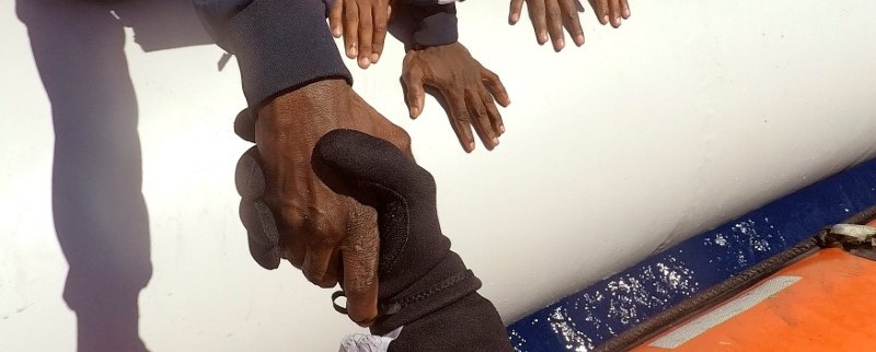 Migrants: L'Italie veut imposer un code de conduite aux ONG