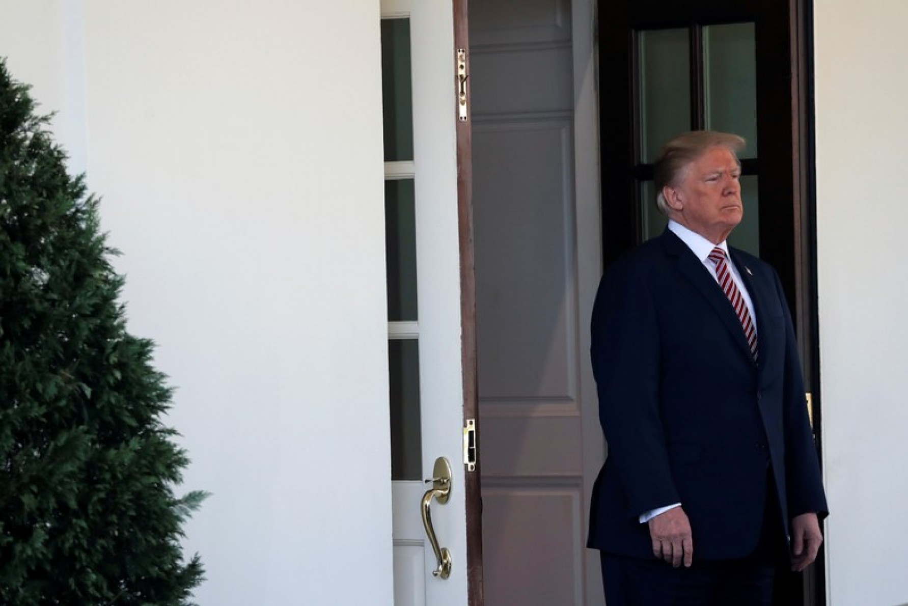 Nouvelle charge de Trump contre l'enquête russe