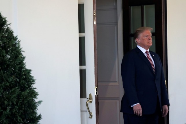 Nouvelle charge de Trump contre l'enquête russe