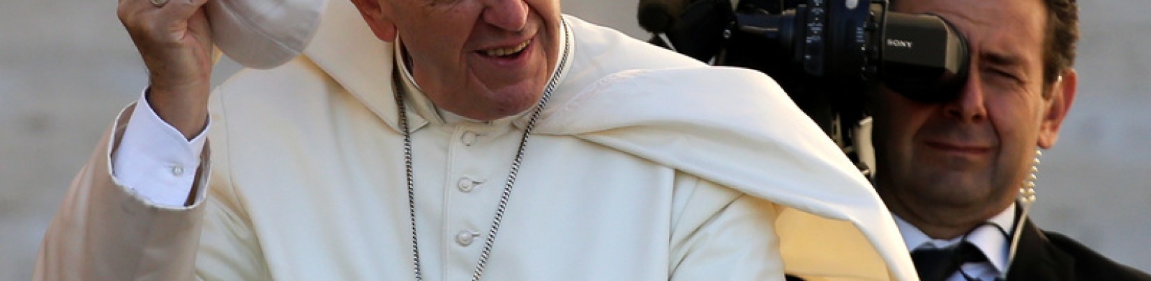 Le pape admet le retard pris par l'Eglise face aux abus sexuels