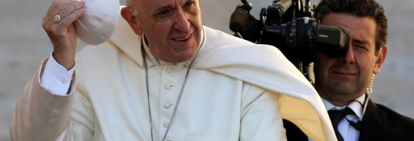 Le pape admet le retard pris par l'Eglise face aux abus sexuels