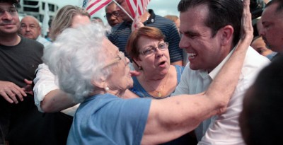 Porto Rico pour le rattachement aux USA, lors d'un référendum boycotté