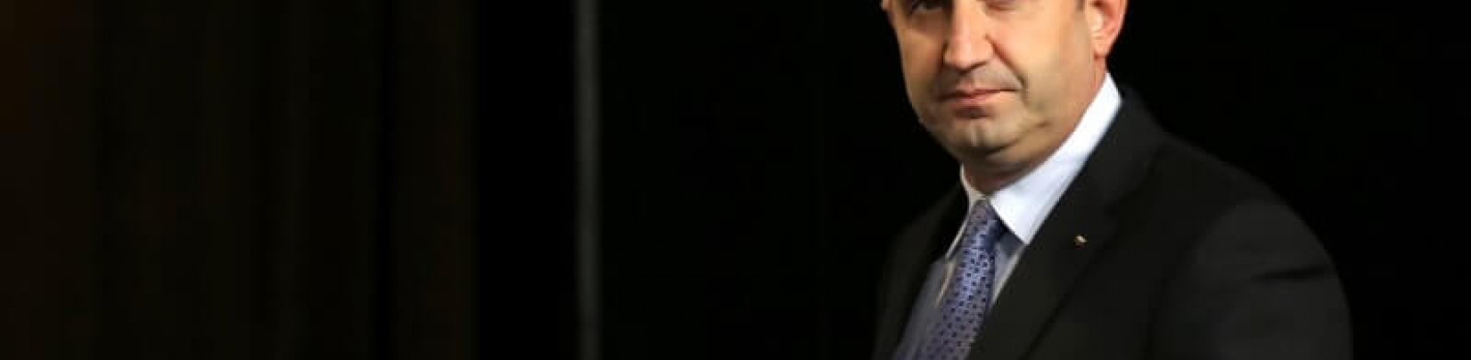 Le prorusse Radev prête serment en tant que président bulgare