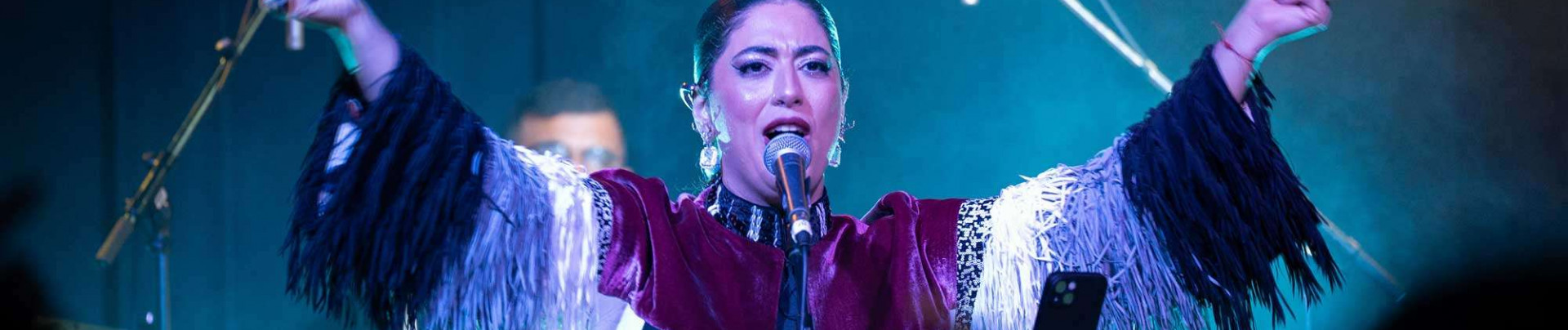 Saba Zameni : Une voix entre musique, résistance et exil