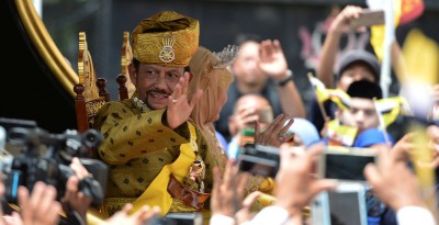 Le sultan de Brunei fête ses 50 ans de règne