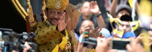 Le sultan de Brunei fête ses 50 ans de règne