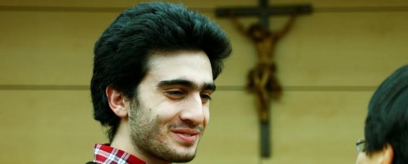 Le Syrien connu par un selfie avec Merkel débouté contre Facebook