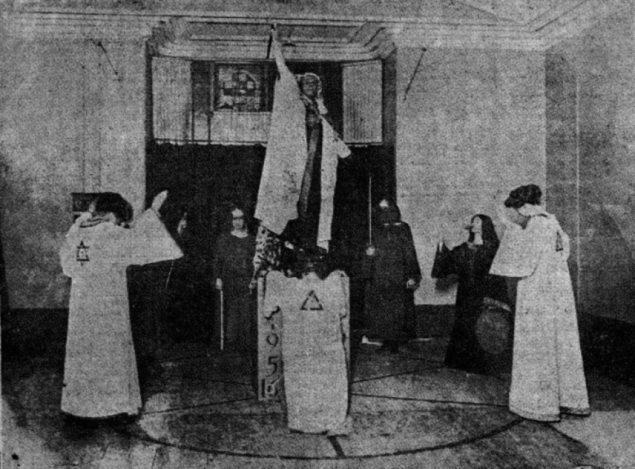 Aleister Crowley : génie mystique ou dangereux provocateur ?