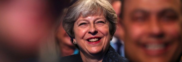 Theresa May ne fixe pas de