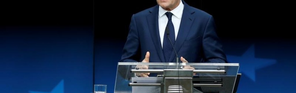 Tusk ne pourra pas témoigner mercredi en Pologne